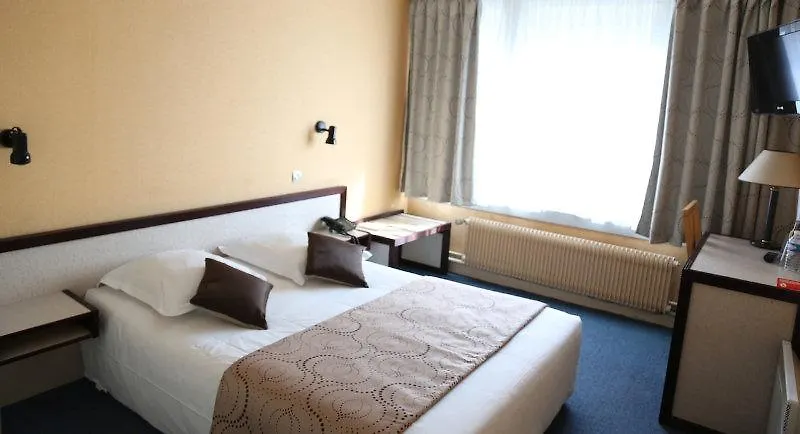 Nord-Hotel Lille 2*,